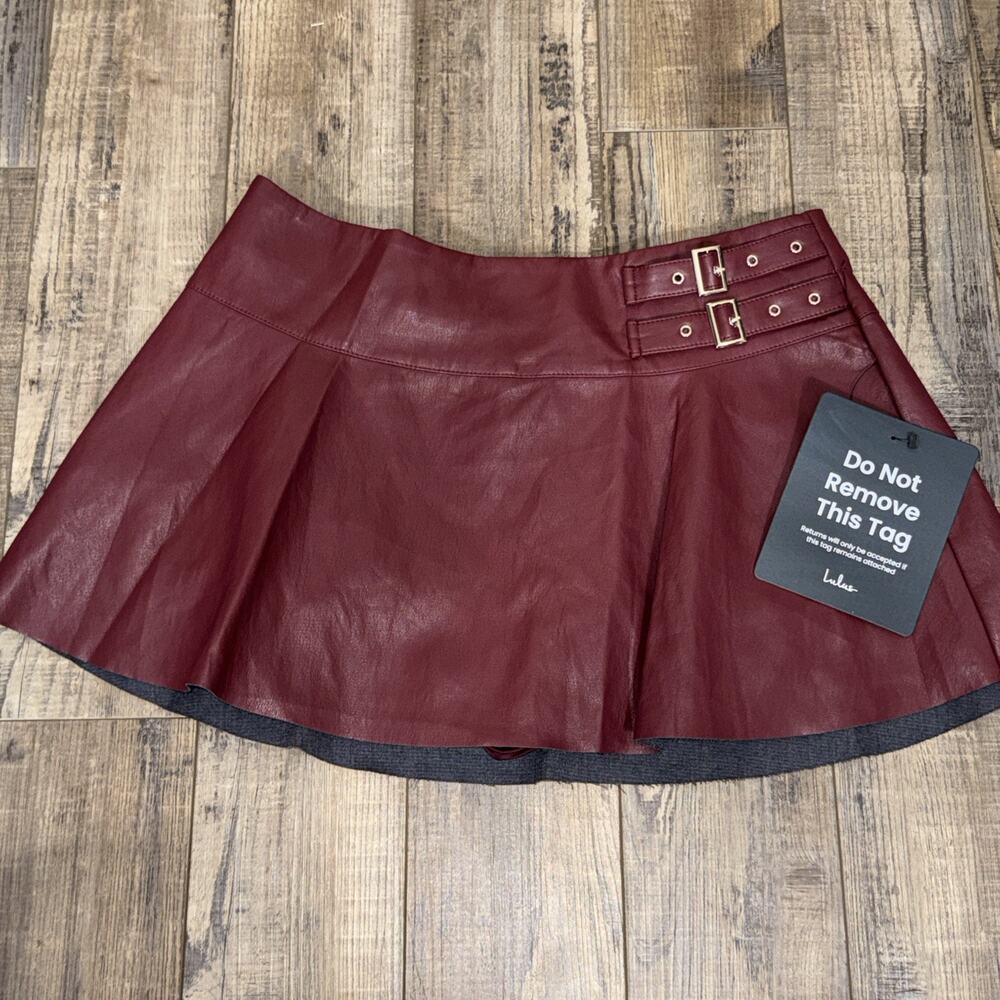 Lulus Burgundy Faux Leather Skort Large Moto Y2K Dark Academia Indie Sleaze Rock - Picture 3 of 9